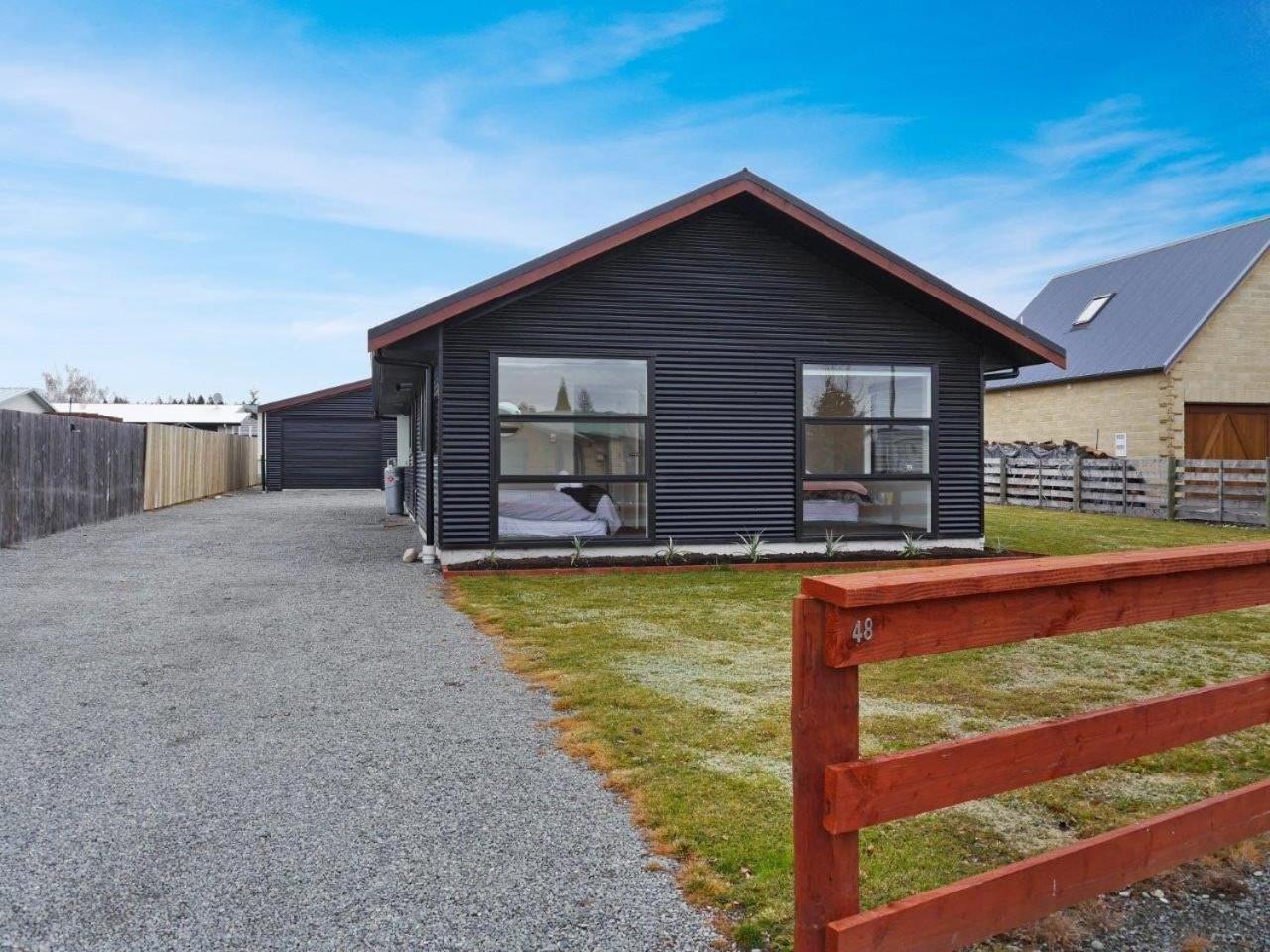 Townhouse Feel In Irishman Villa Twizel Dış mekan fotoğraf